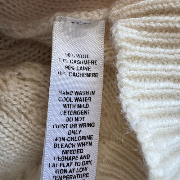 Saks Fifth Avenue Wool/Cashmere Ivory Cable Knit Sweater | Size Small - Picture 6 of 6